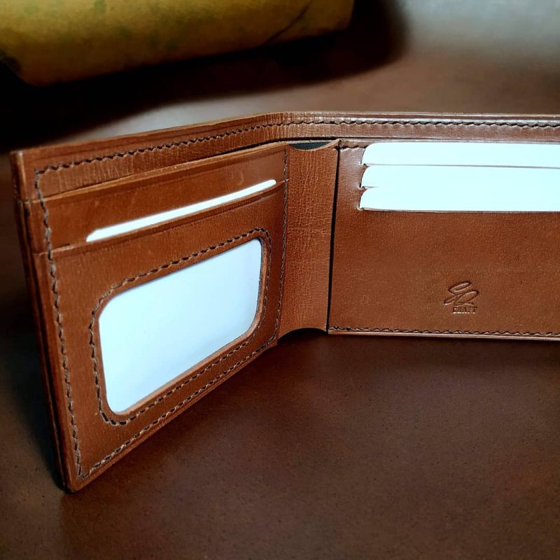 Brown Bifold Leather Wallet 2 cash compartment with Clear ID window