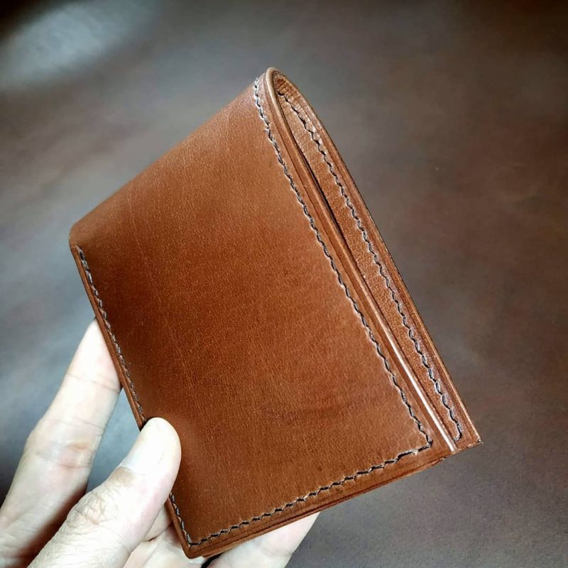 Brown Bifold Leather Wallet 2 cash compartment with Clear ID window