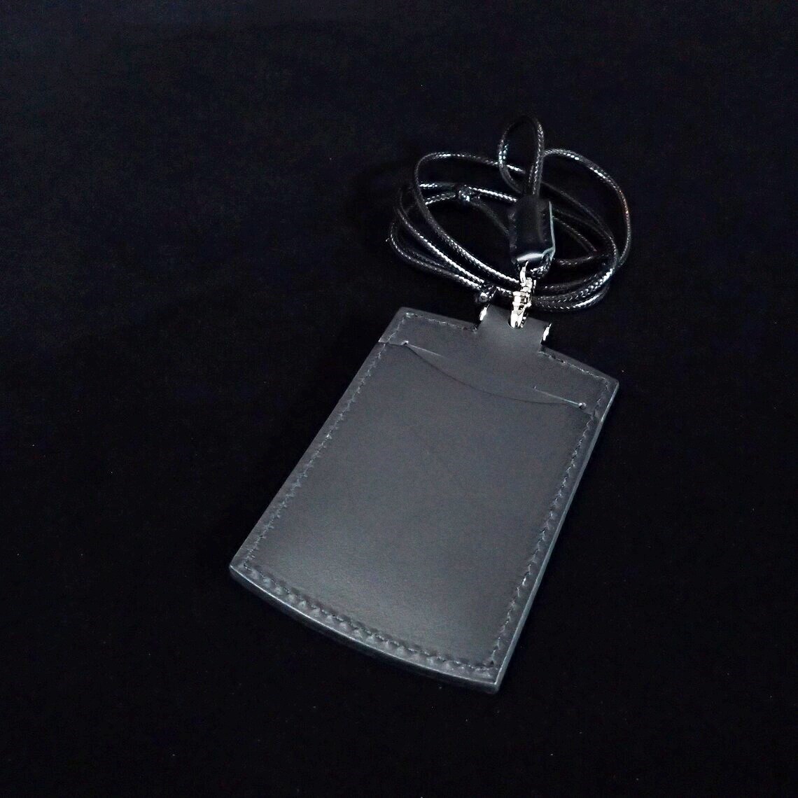 Leather ID Card Holder – Lanyard