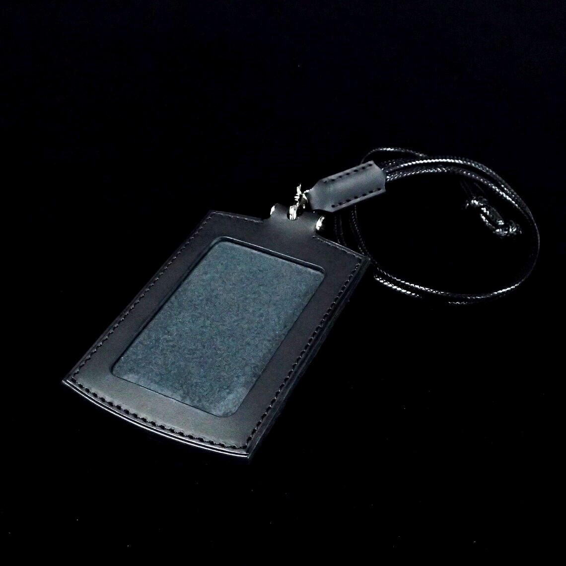 Leather ID Card Holder – Lanyard
