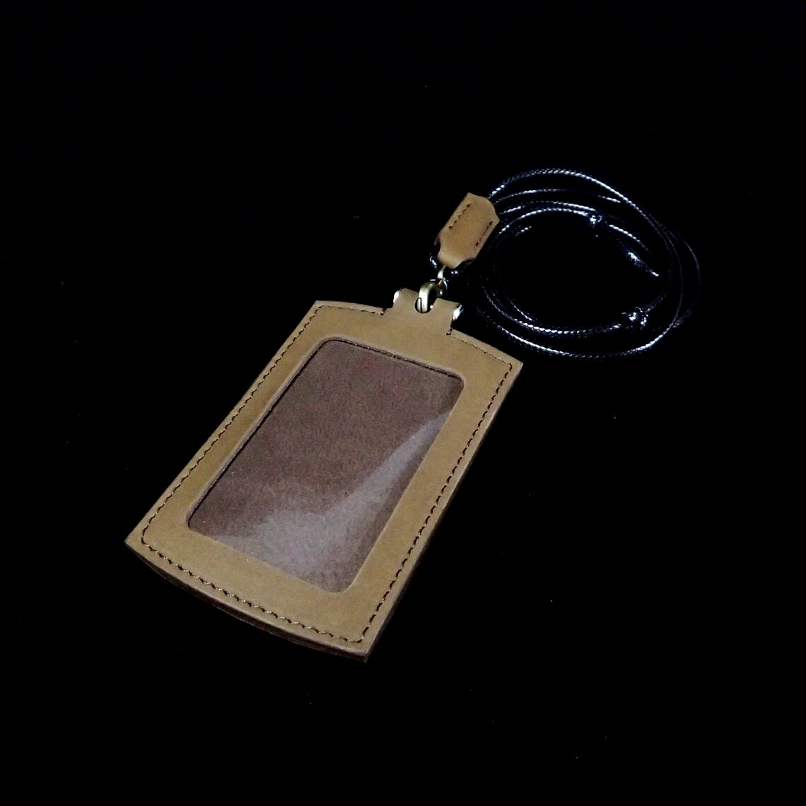 Leather ID Card Holder – Lanyard