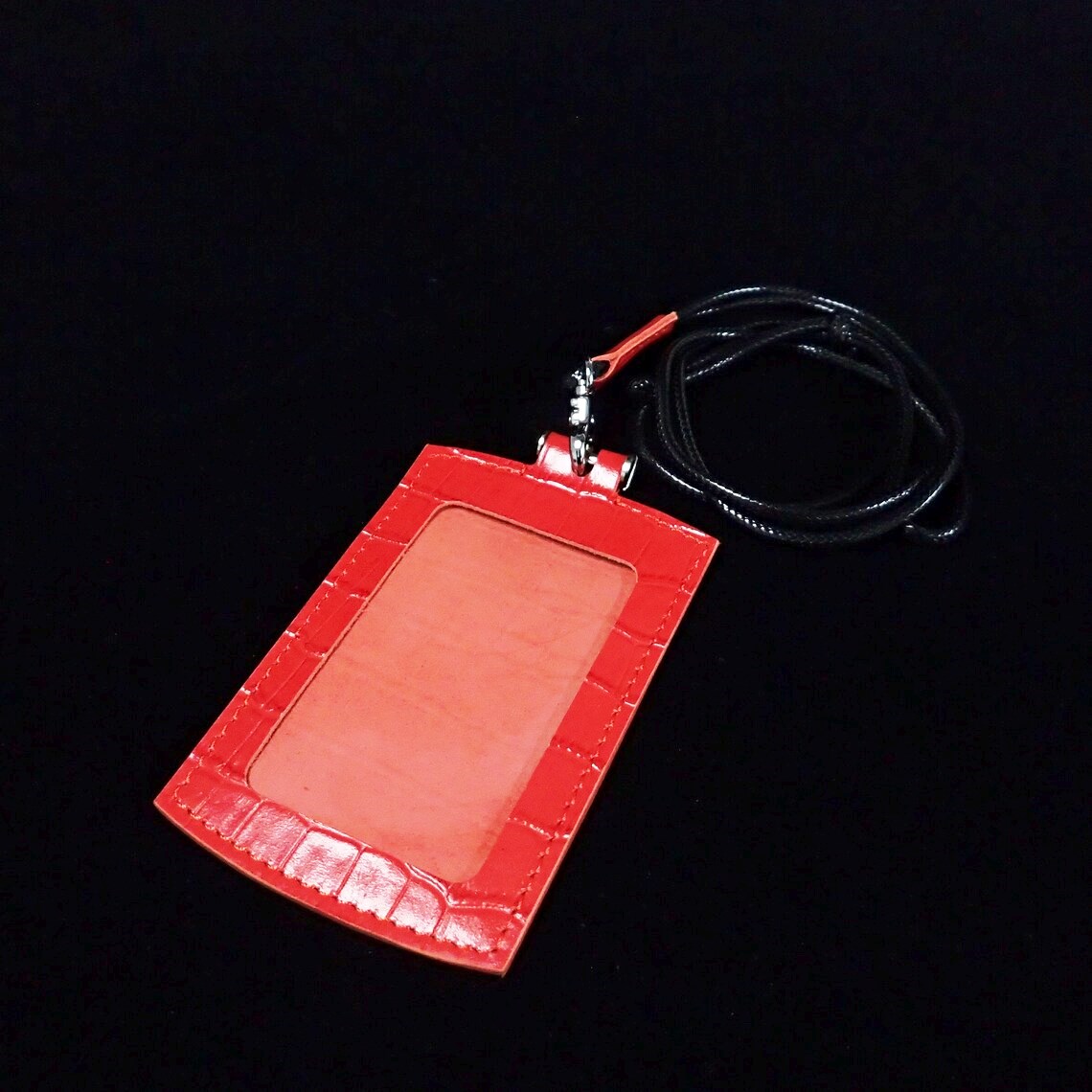 Leather ID Card Holder – Lanyard