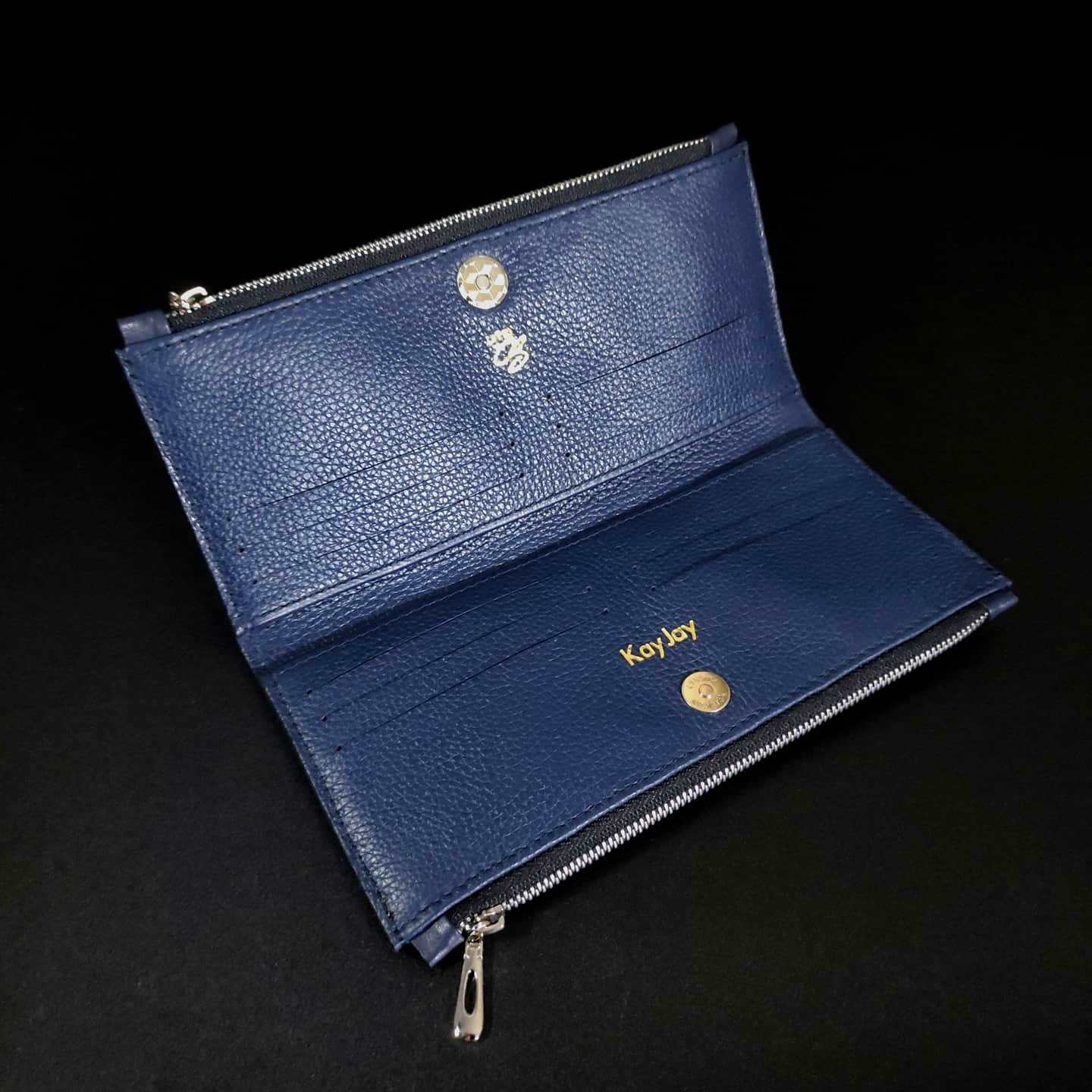 Long wallet in Blue Lychee Embossed Leather