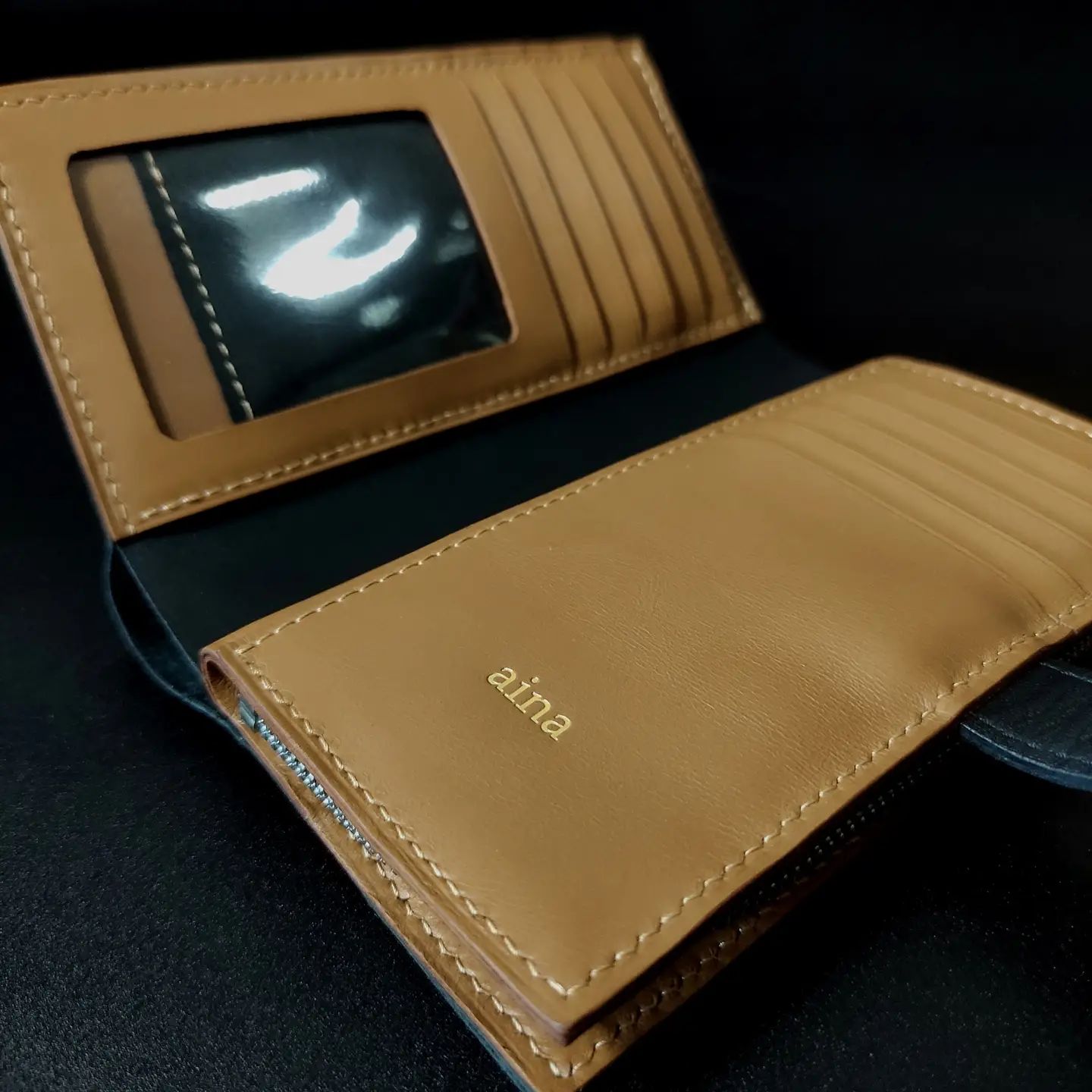 Women’s Corner Zip Wallet in Black & Brown Full Grain Leather – Hand-Stitched Elegance