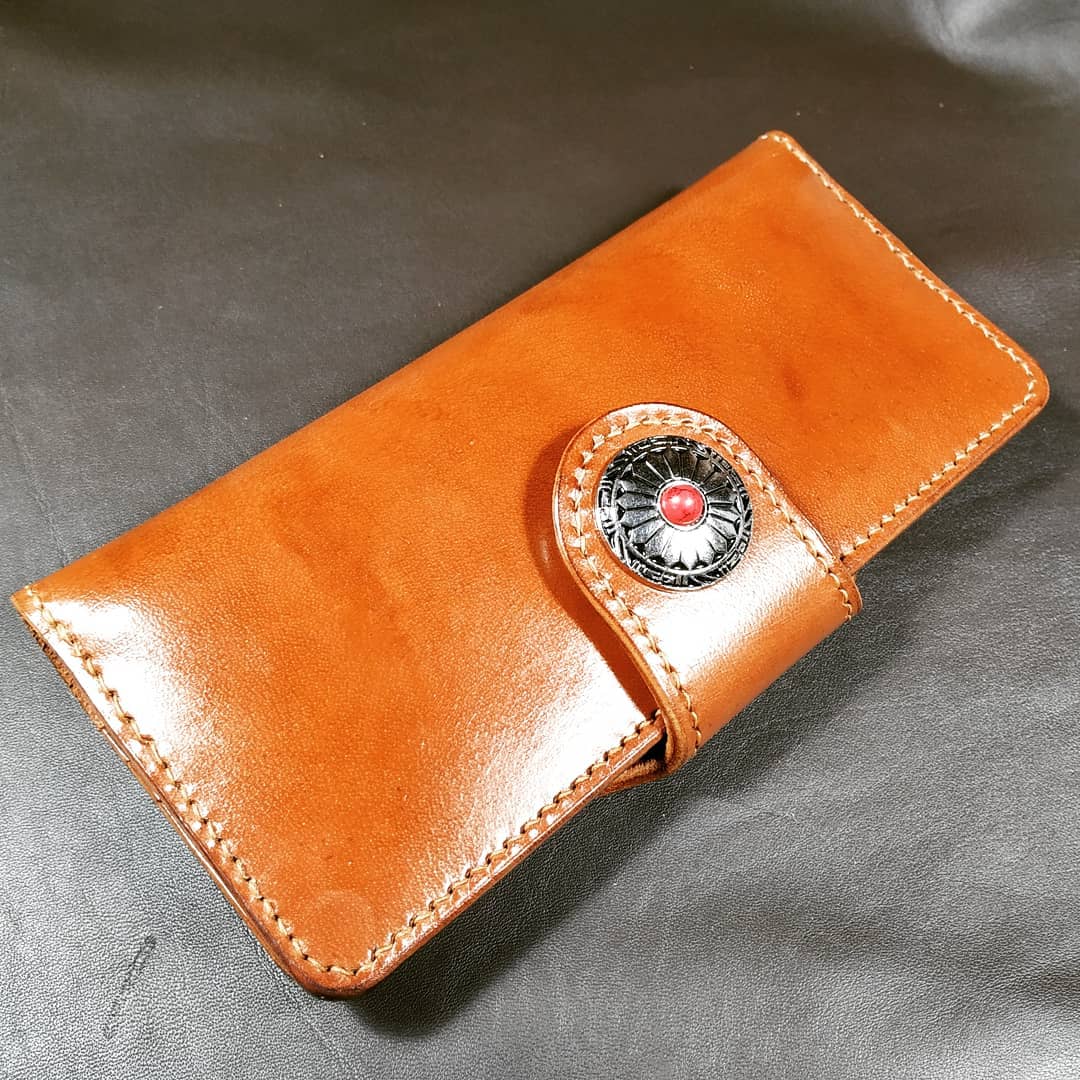 Tan Long wallet Vegtan Leather