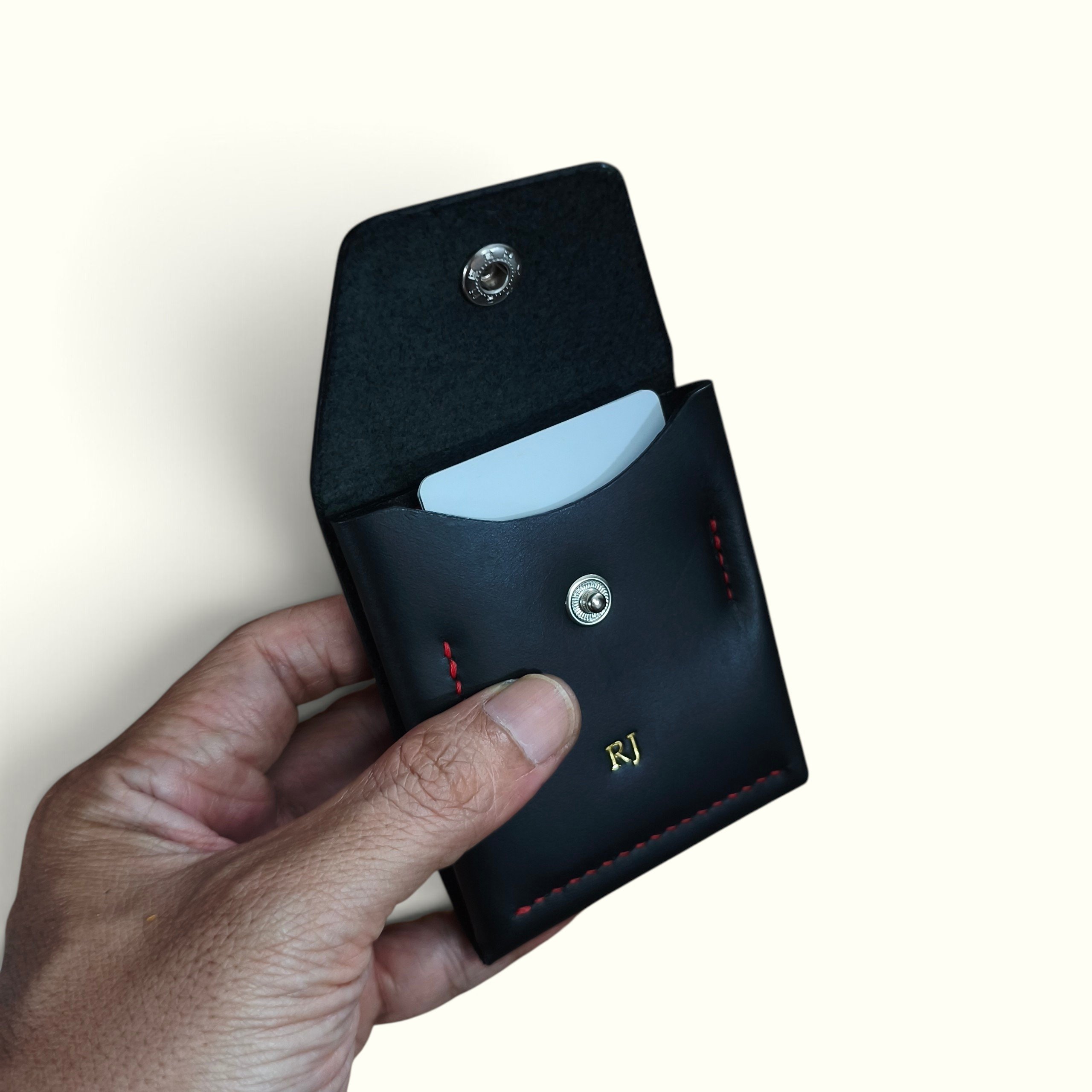 Black vegtable tan minimalist leather wallet